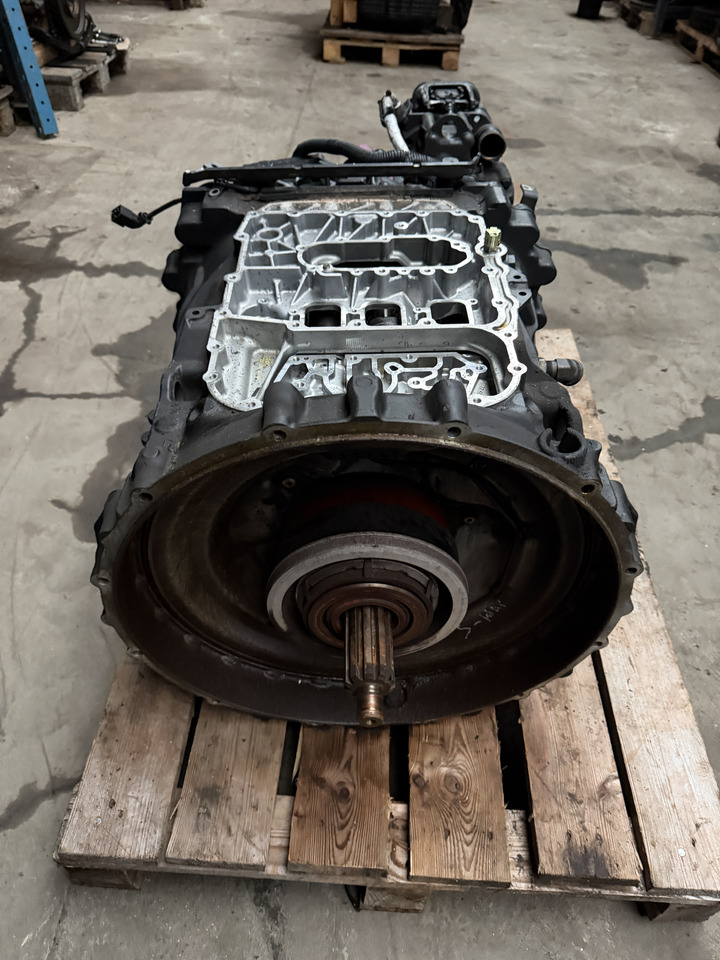 Iveco Hi-Way S-Way - Коробка передач: фото 2 Iveco Hi-Way S-Way - Коробка передач: фото 2