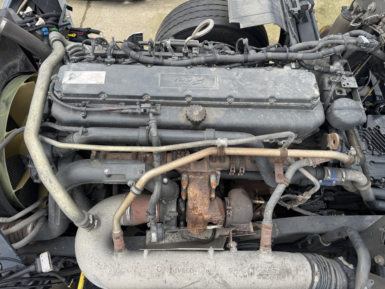 Iveco S-Way - Двигатель: фото 1 Iveco S-Way - Двигатель: фото 1