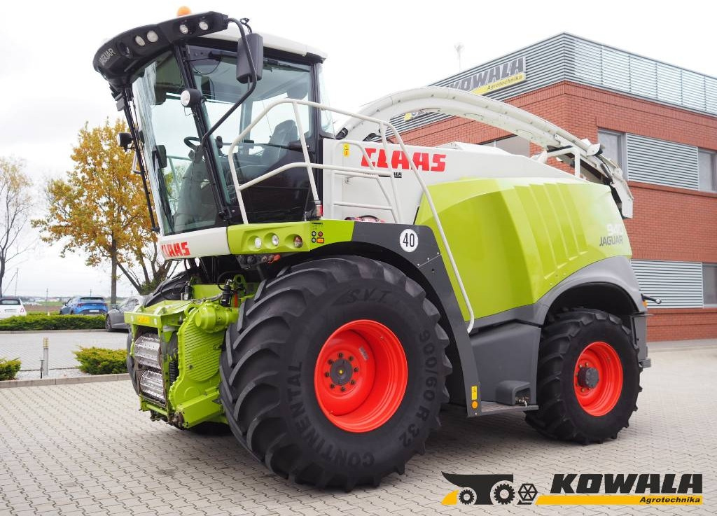 Claas Jaguar 940 4x4 - Кормоуборочный комбайн: фото 1 Claas Jaguar 940 4x4 - Кормоуборочный комбайн: фото 1