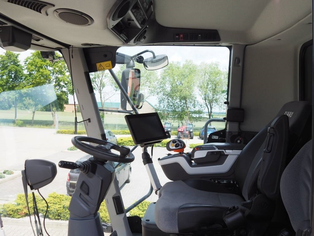 Claas Lexion 6900TT + V770 - Зерноуборочный комбайн: фото 5 Claas Lexion 6900TT + V770 - Зерноуборочный комбайн: фото 5
