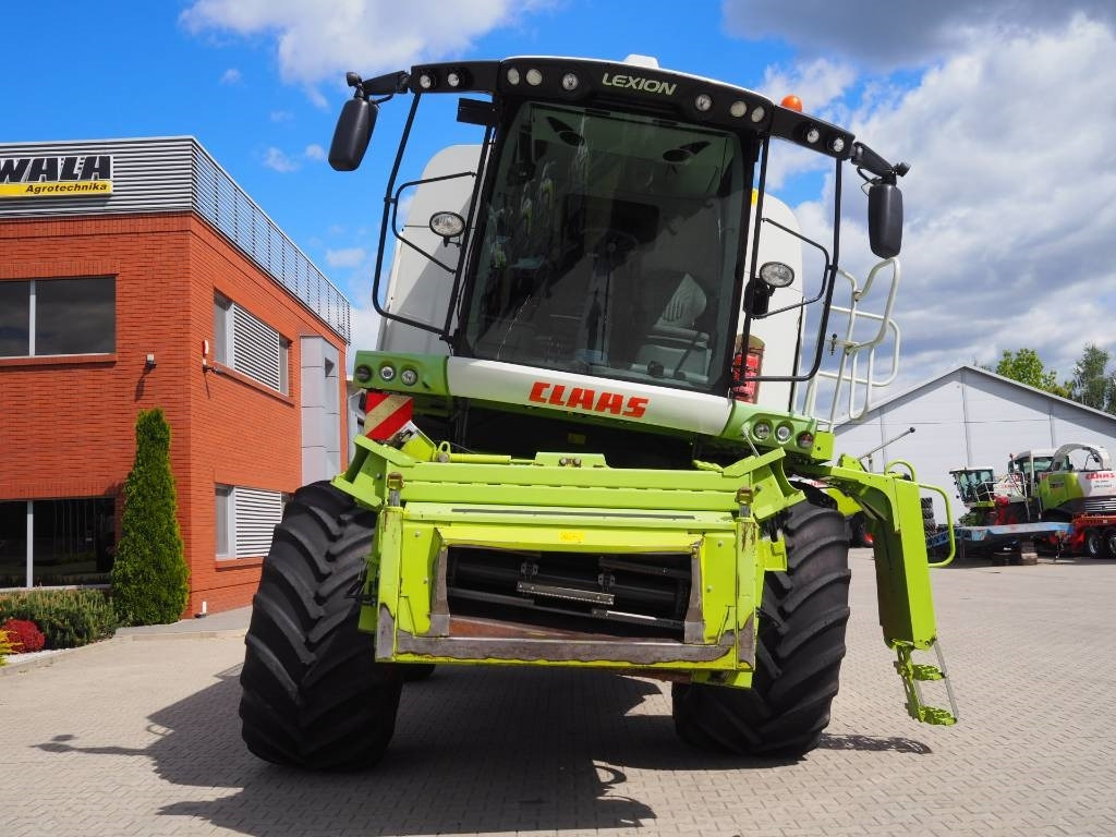Claas Lexion 750 MONTANA 4WD + V900 - Зерноуборочный комбайн: фото 5 Claas Lexion 750 MONTANA 4WD + V900 - Зерноуборочный комбайн: фото 5