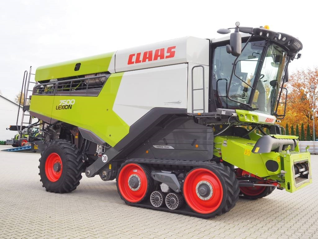 Claas Lexion 7500TT GPS + V930  - Зерноуборочный комбайн: фото 4 Claas Lexion 7500TT GPS + V930  - Зерноуборочный комбайн: фото 4