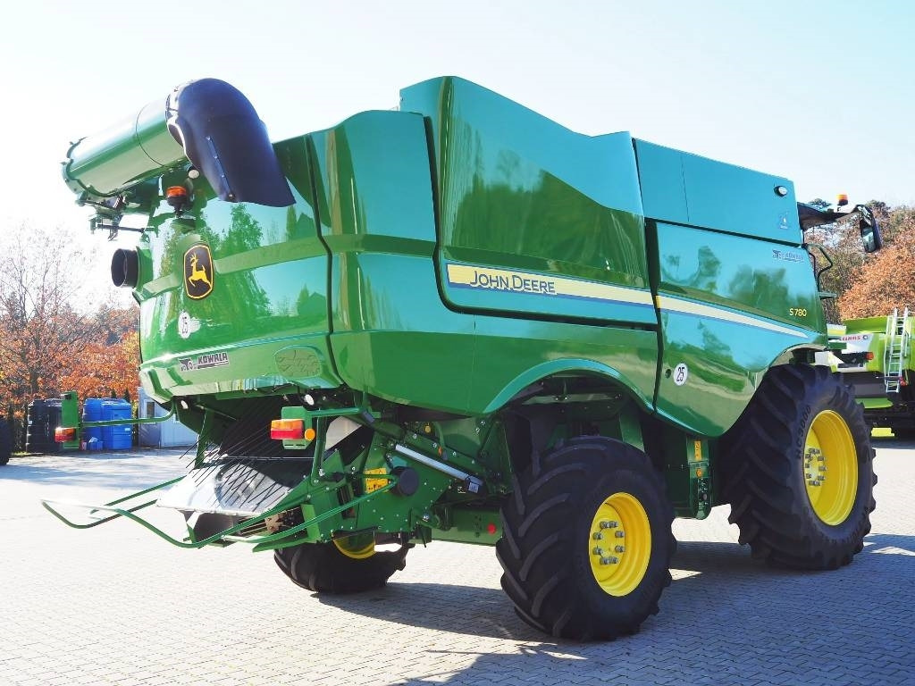 John Deere S780 + 730X - Зерноуборочный комбайн: фото 3 John Deere S780 + 730X - Зерноуборочный комбайн: фото 3