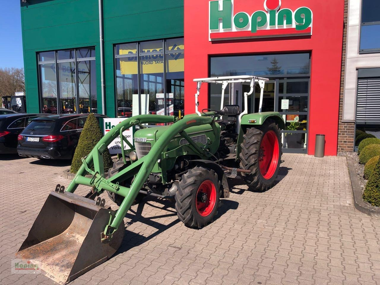 Fendt Farmer 3s - Трактор: фото 1 Fendt Farmer 3s - Трактор: фото 1