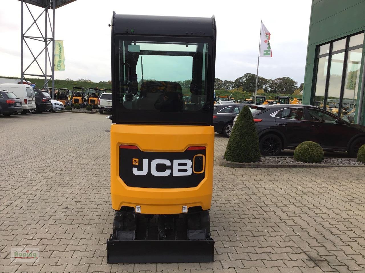 JCB 16C-1 - Мини-экскаватор: фото 4 JCB 16C-1 - Мини-экскаватор: фото 4