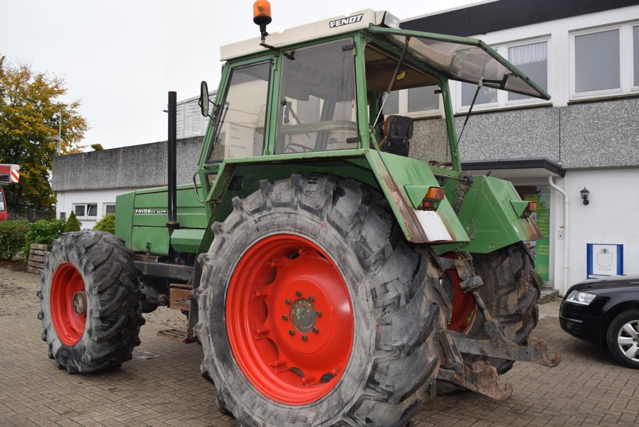 Fendt Favorit 614 LS Turbo - Трактор: фото 4 Fendt Favorit 614 LS Turbo - Трактор: фото 4