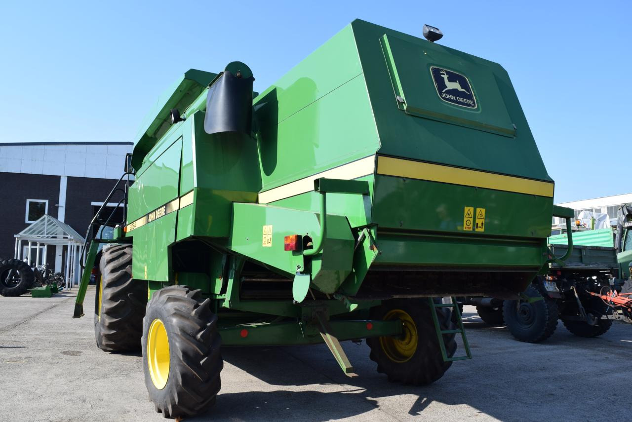 John Deere 2064 - Зерноуборочный комбайн: фото 5 John Deere 2064 - Зерноуборочный комбайн: фото 5