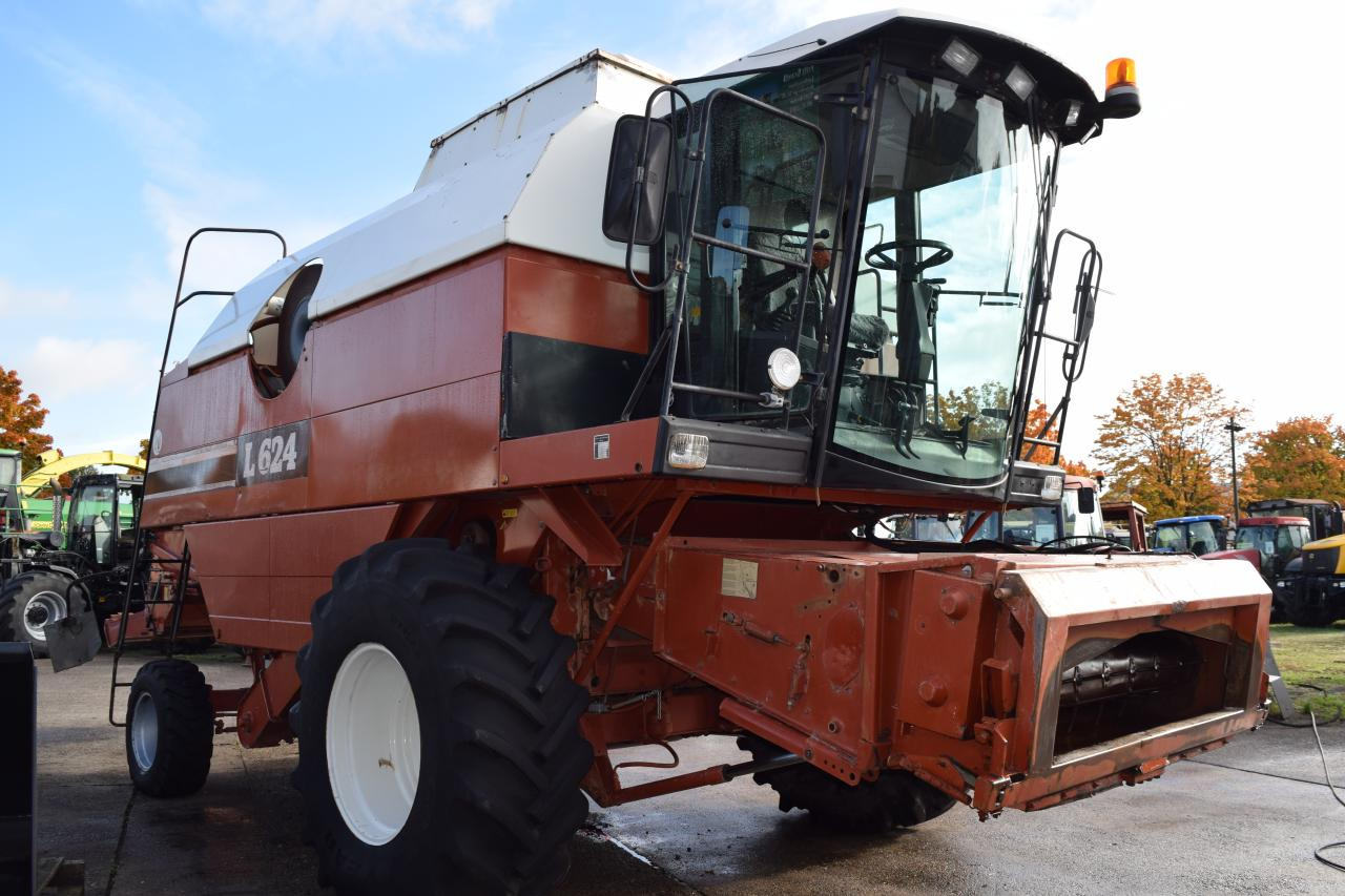 Laverda L624 - Зерноуборочный комбайн: фото 4 Laverda L624 - Зерноуборочный комбайн: фото 4