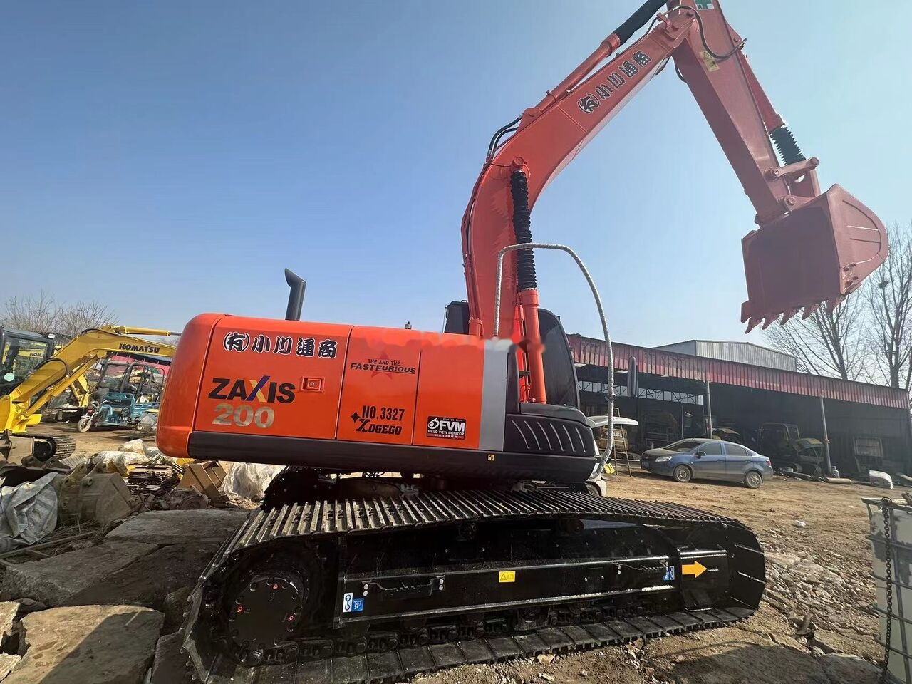 Hitachi ZX200 - Гусеничный экскаватор: фото 4 Hitachi ZX200 - Гусеничный экскаватор: фото 4