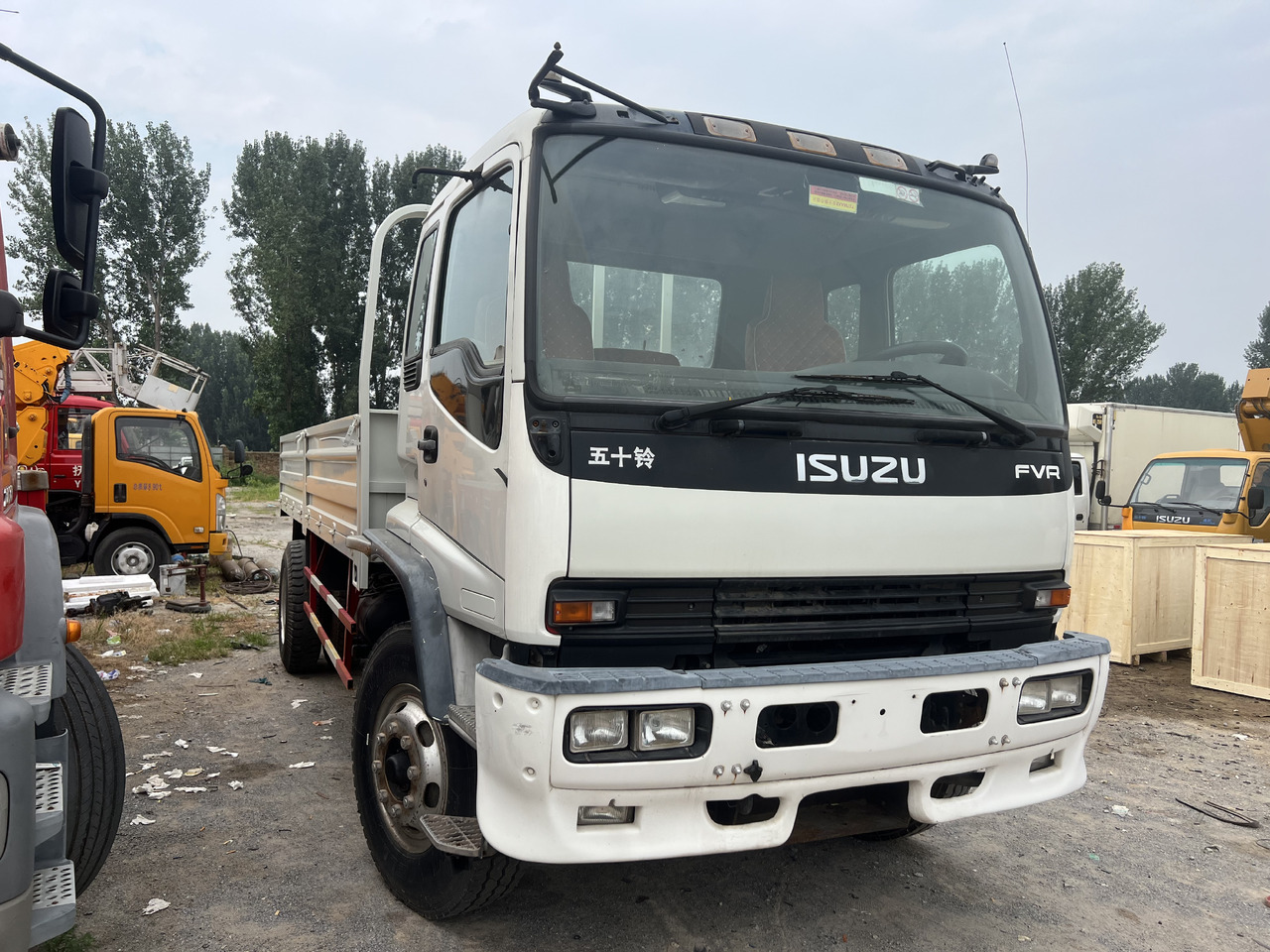 ISUZU Cargo truck - Самосвал: фото 3 ISUZU Cargo truck - Самосвал: фото 3