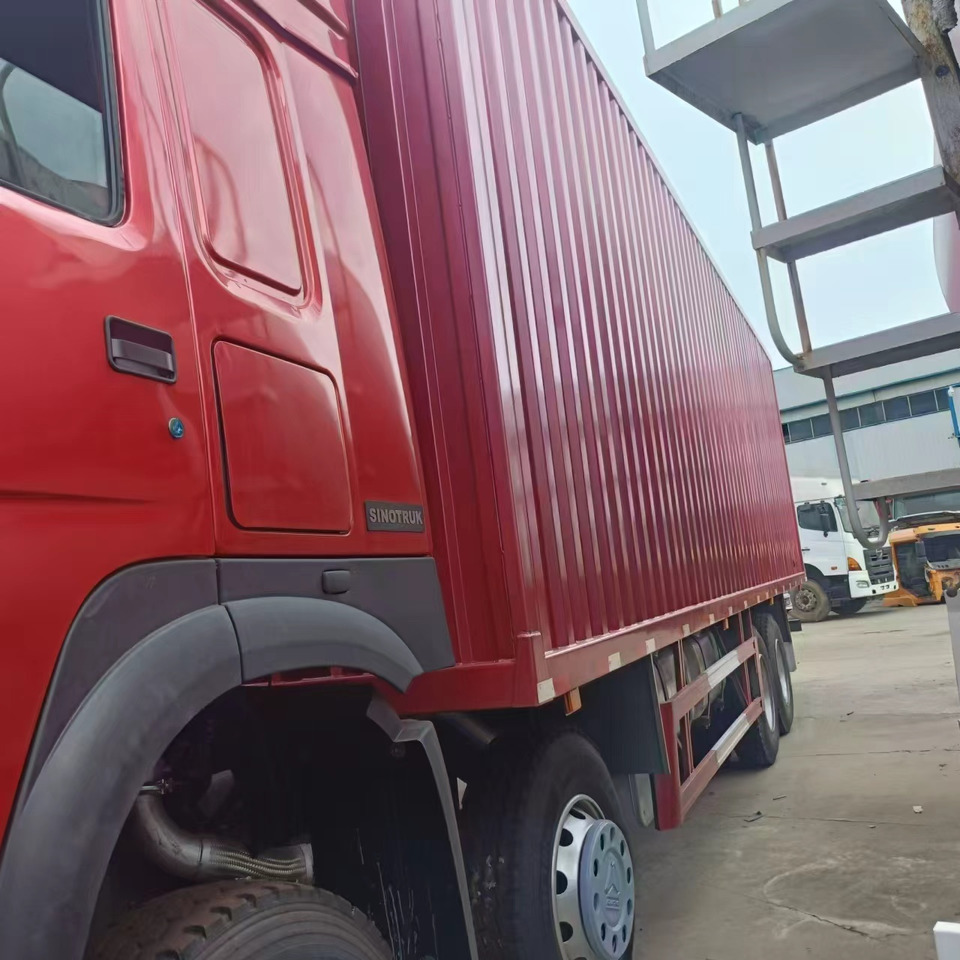 Грузовик с закрытым кузовом SINOTRUK HOWO: фото 7 Грузовик с закрытым кузовом SINOTRUK HOWO: фото 7