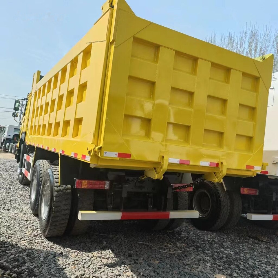 Sinotruk Howo 6*4 Right hand drive - Самосвал: фото 4 Sinotruk Howo 6*4 Right hand drive - Самосвал: фото 4