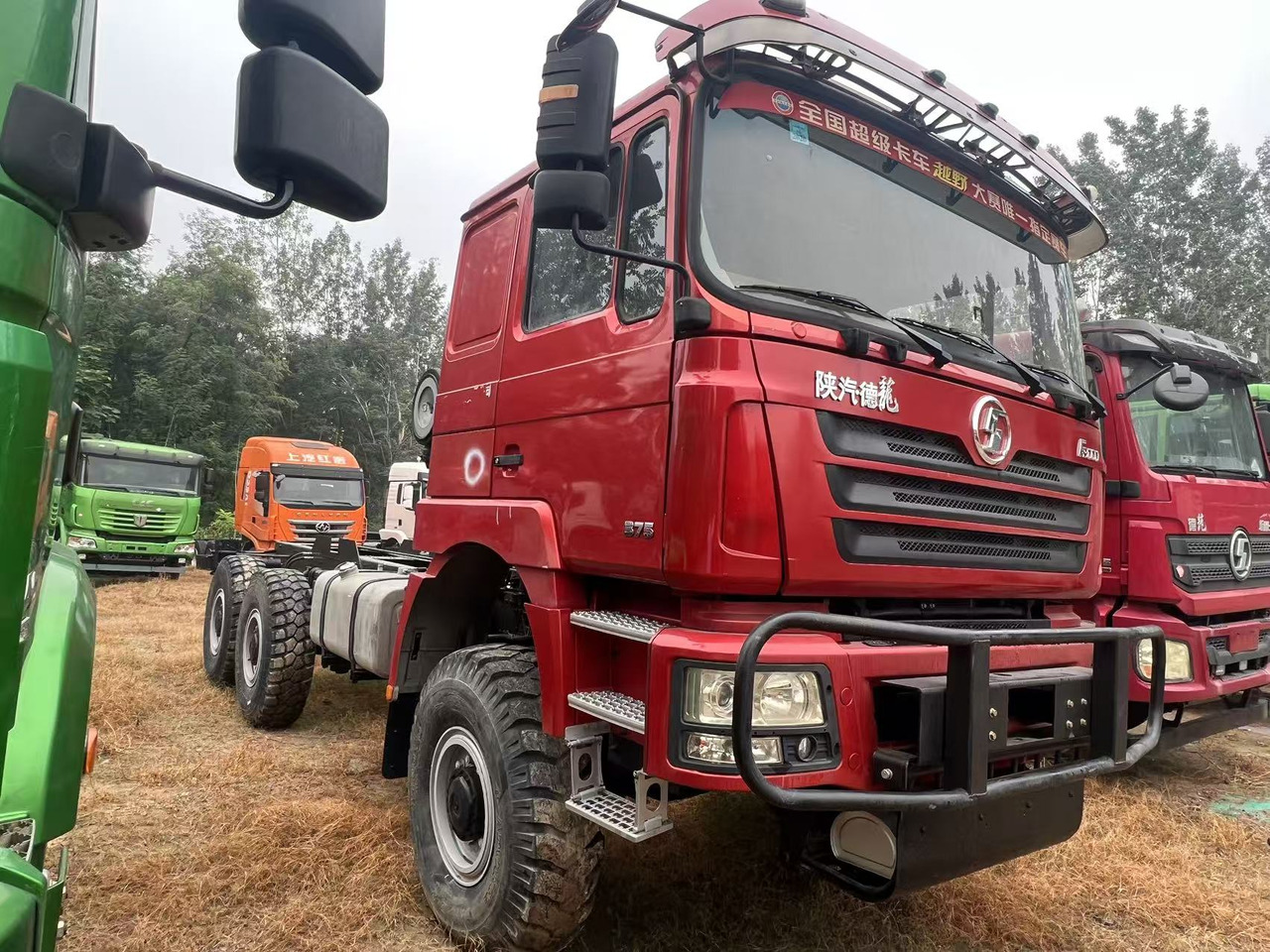 SHACMAN F3000 6x6 chassis - Тягач: фото 5 SHACMAN F3000 6x6 chassis - Тягач: фото 5
