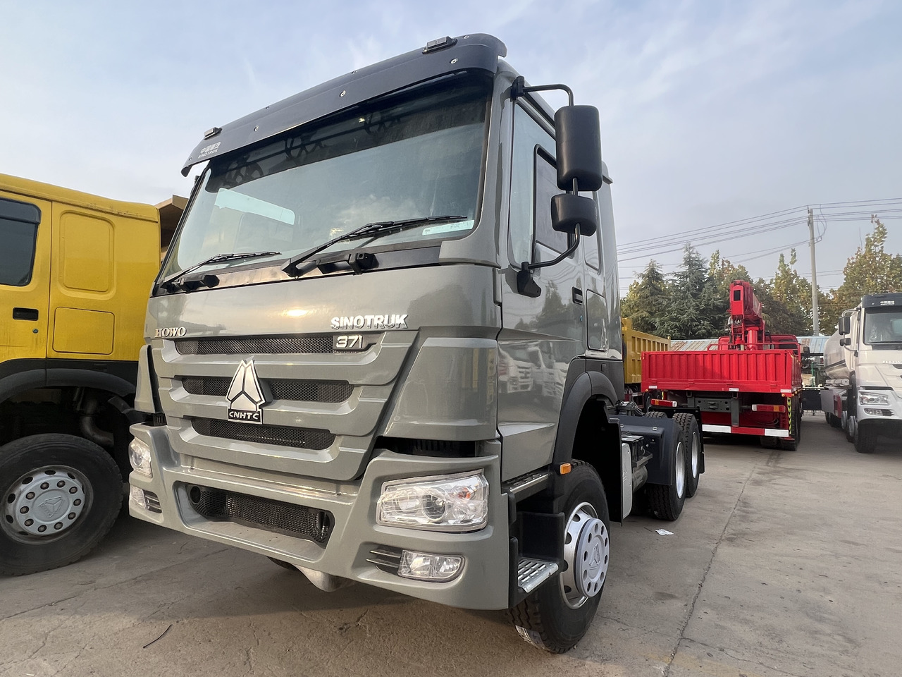SINOTRUK HOWO - Тягач: фото 4 SINOTRUK HOWO - Тягач: фото 4