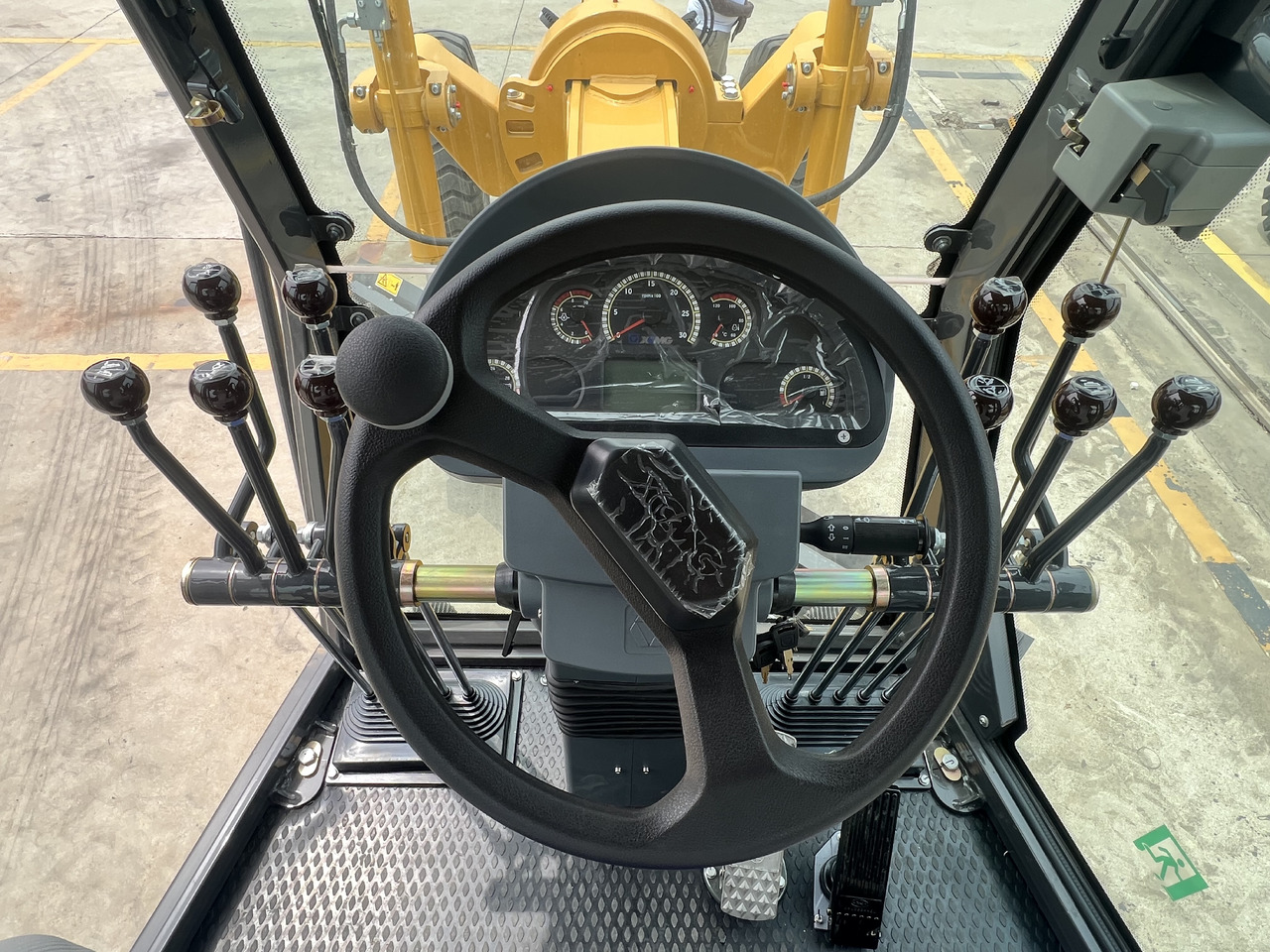 XCMG GR165 - Грейдер: фото 2 XCMG GR165 - Грейдер: фото 2