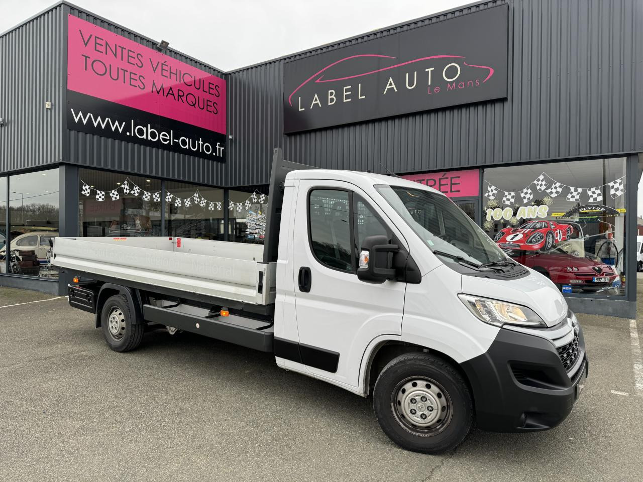 CITROEN JUMPER 3T5 PLATEAU 4M20 2.2 HDI 140CH - Малотоннажный бортовой грузовик: фото 1 CITROEN JUMPER 3T5 PLATEAU 4M20 2.2 HDI 140CH - Малотоннажный бортовой грузовик: фото 1