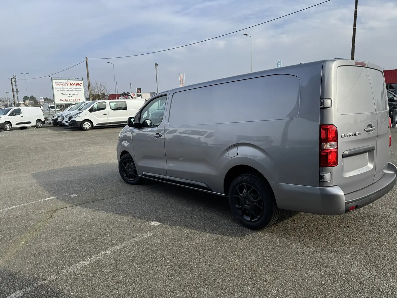 Цельнометаллический фургон Citroen Jumpy XL 2.0 BLUEHDI 180CH S&S PACK PREMIUM CONNECT EAT8: фото 7