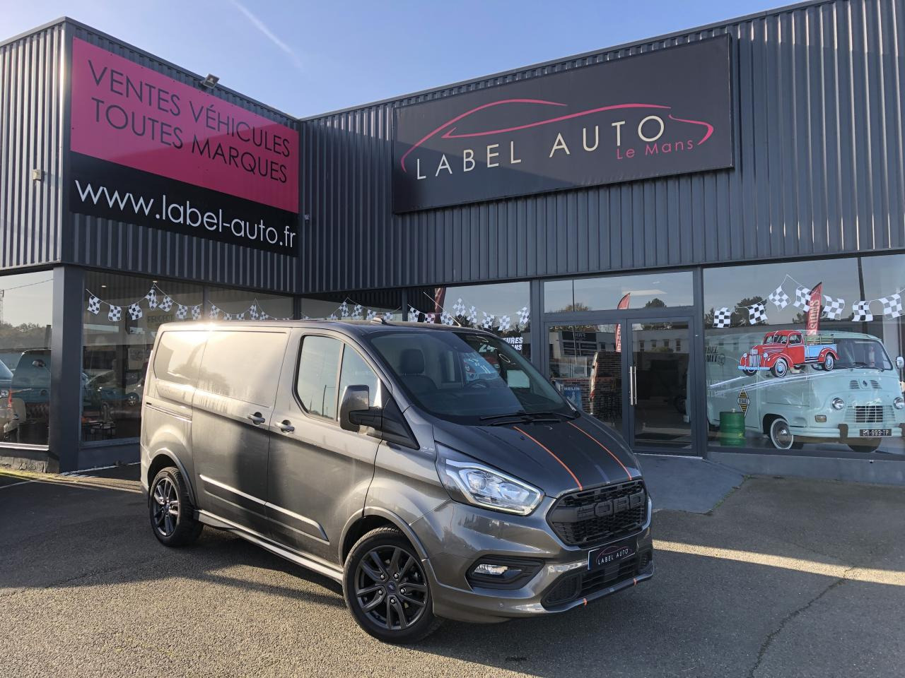 FORD Transit Custom 2.0 TDCi - 170 - BVA S&S TRANSIT CUSTOM FOURGON Fourgon 290 L1H1 Sport PHASE 2 - Цельнометаллический фургон: фото 1 FORD Transit Custom 2.0 TDCi - 170 - BVA S&S TRANSIT CUSTOM FOURGON Fourgon 290 L1H1 Sport PHASE 2 - Цельнометаллический фургон: фото 1