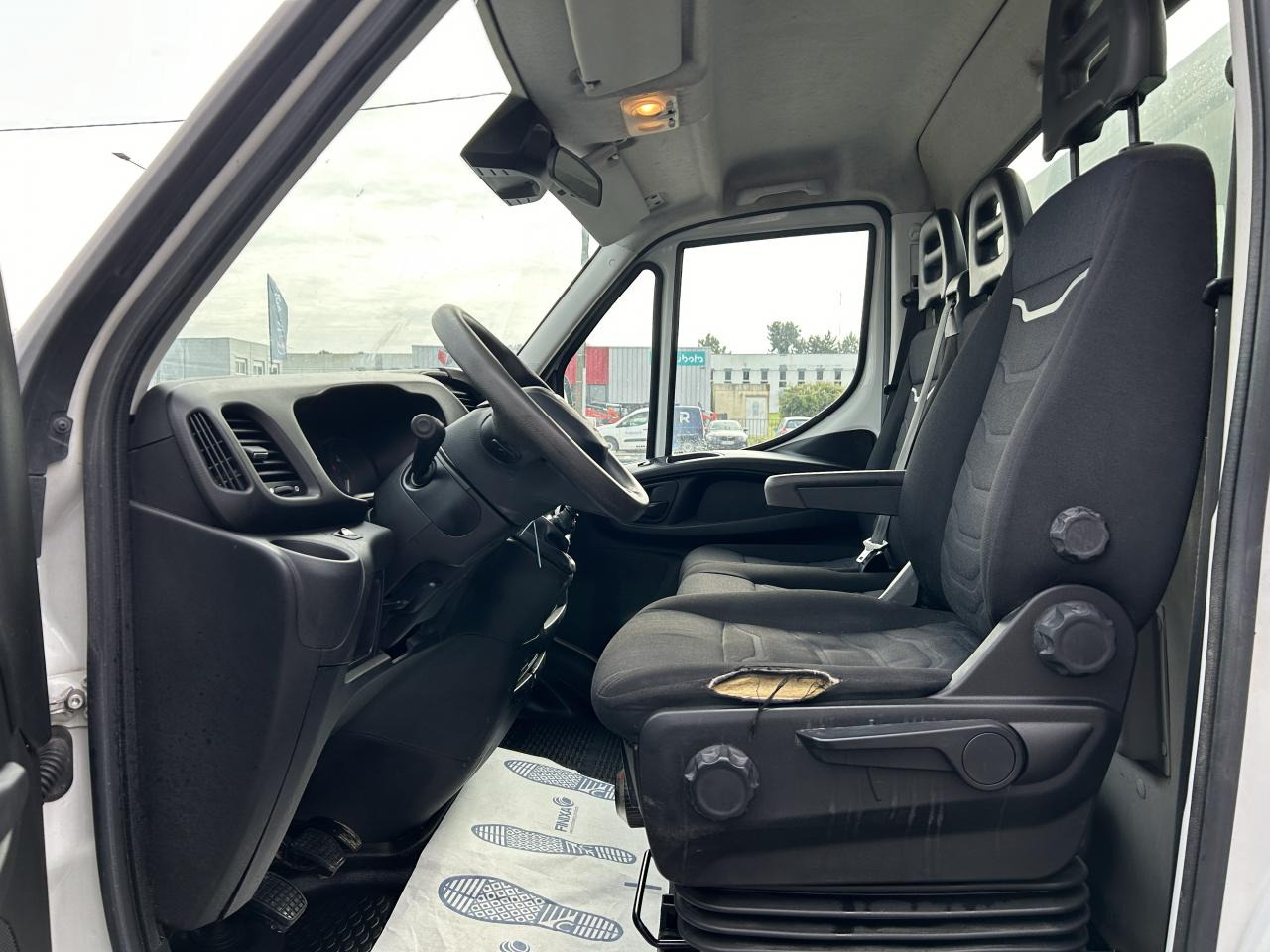 IVECO Daily 35 C 16H BENNE + COFFRE 3.0 160CH - Малотоннажный самосвал: фото 5 IVECO Daily 35 C 16H BENNE + COFFRE 3.0 160CH - Малотоннажный самосвал: фото 5