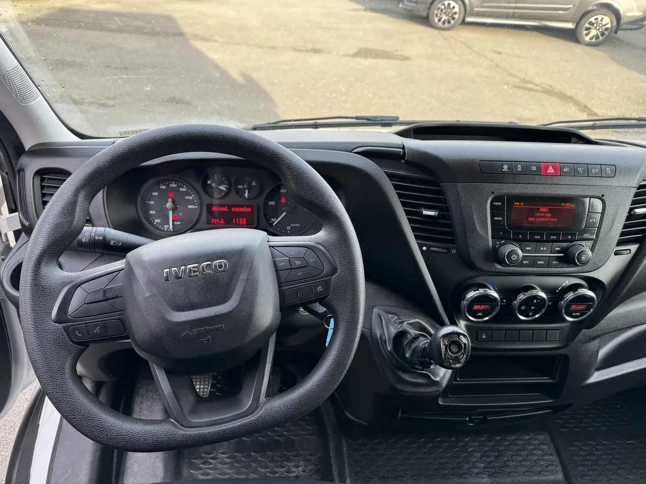 Iveco Daily 35C16H3.0 D EMPATTEMENT 4100 - Фургон с закрытым кузовом: фото 4 Iveco Daily 35C16H3.0 D EMPATTEMENT 4100 - Фургон с закрытым кузовом: фото 4