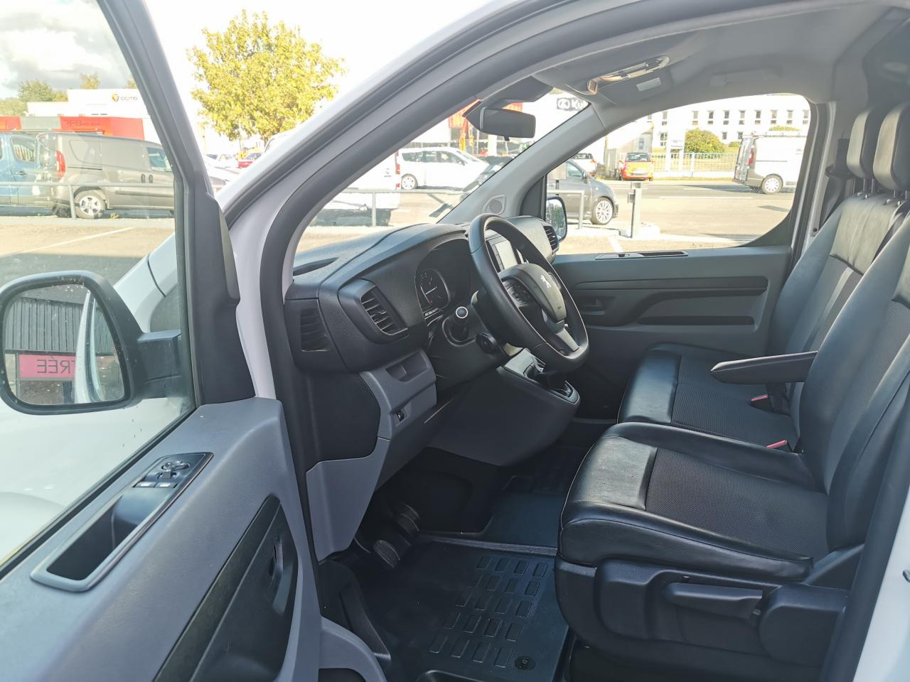 PEUGEOT EXPERT LONG 2.0 HDI 145CH ASPHALT - Цельнометаллический фургон: фото 4 PEUGEOT EXPERT LONG 2.0 HDI 145CH ASPHALT - Цельнометаллический фургон: фото 4