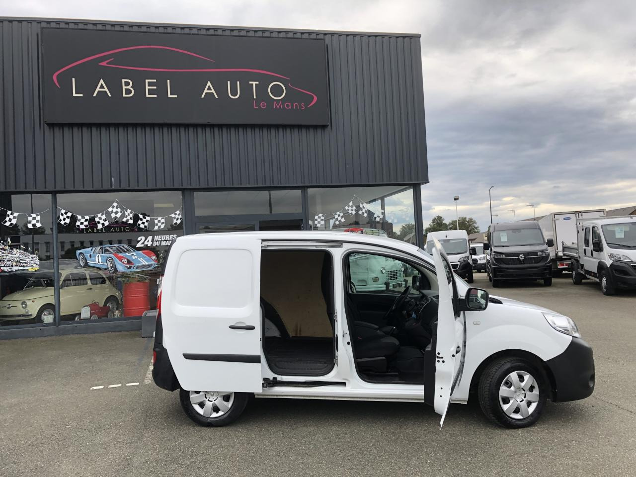 RENAULT KANGOO 1.5 DCI 80CH CONFORT в лизинг RENAULT KANGOO 1.5 DCI 80CH CONFORT: фото 8 RENAULT KANGOO 1.5 DCI 80CH CONFORT в лизинг RENAULT KANGOO 1.5 DCI 80CH CONFORT: фото 8