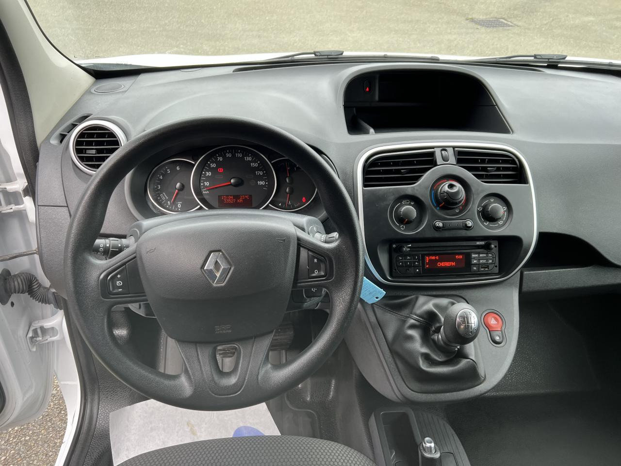 RENAULT KANGOO 1.5 DCI 80CH CONFORT - Цельнометаллический фургон: фото 4 RENAULT KANGOO 1.5 DCI 80CH CONFORT - Цельнометаллический фургон: фото 4