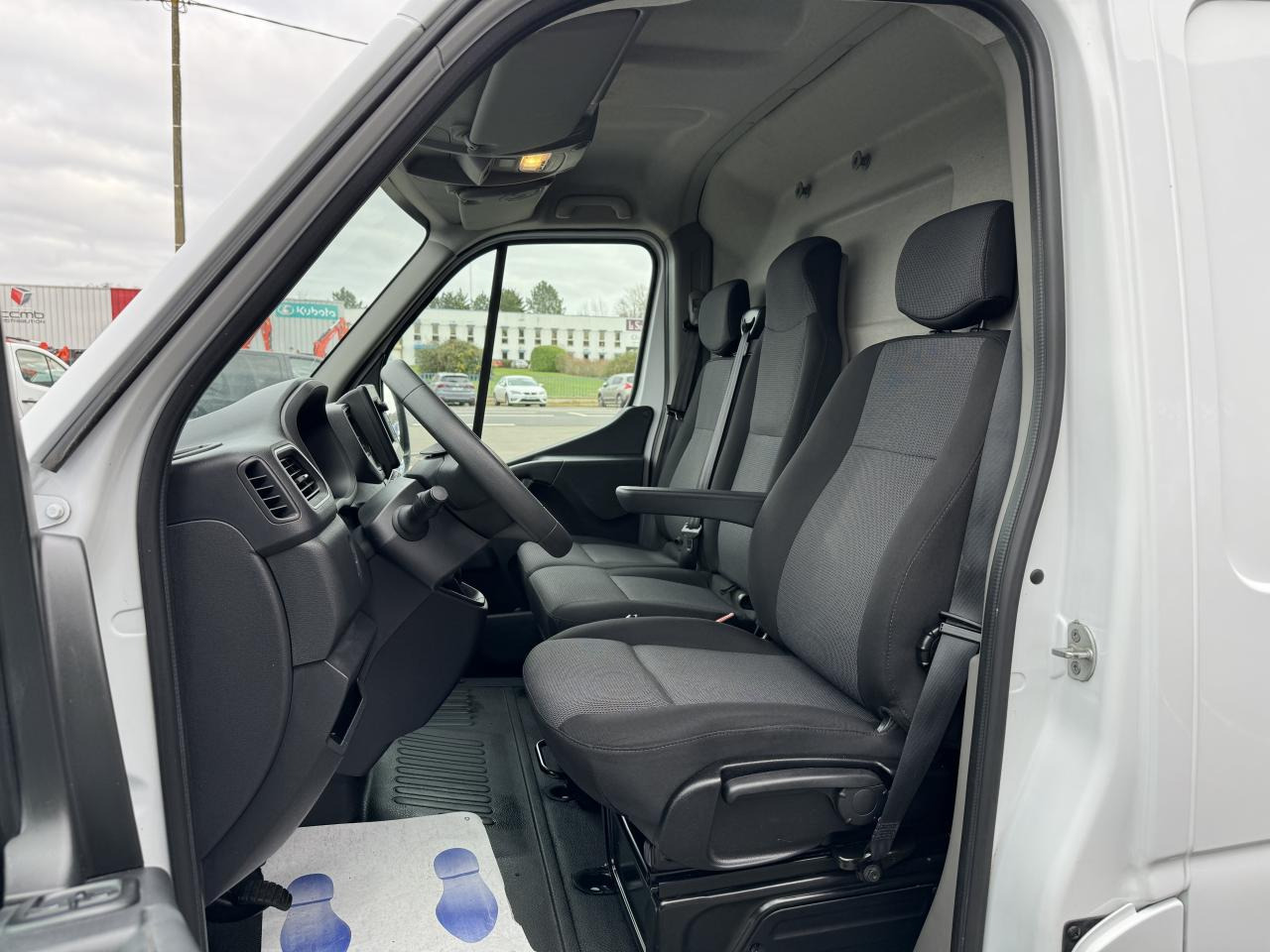 RENAULT MASTER 3T5 2.3 DCI 150CH GRAND CONFORT - Цельнометаллический фургон: фото 5 RENAULT MASTER 3T5 2.3 DCI 150CH GRAND CONFORT - Цельнометаллический фургон: фото 5