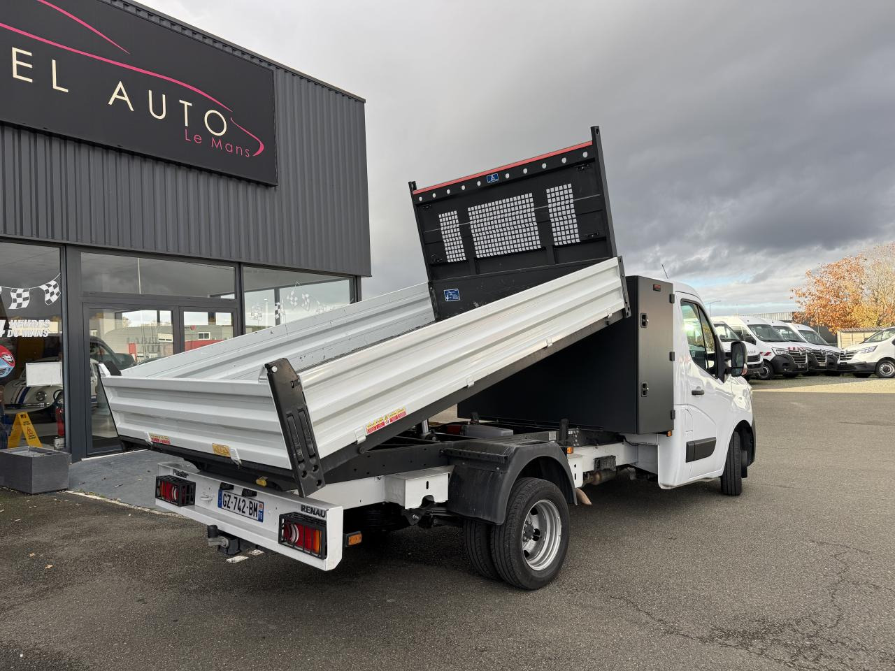 RENAULT MASTER 3T5 BENNE COFFRE RJ 2.3 DCI 145CH PROPULSION - Малотоннажный самосвал: фото 1 RENAULT MASTER 3T5 BENNE COFFRE RJ 2.3 DCI 145CH PROPULSION - Малотоннажный самосвал: фото 1