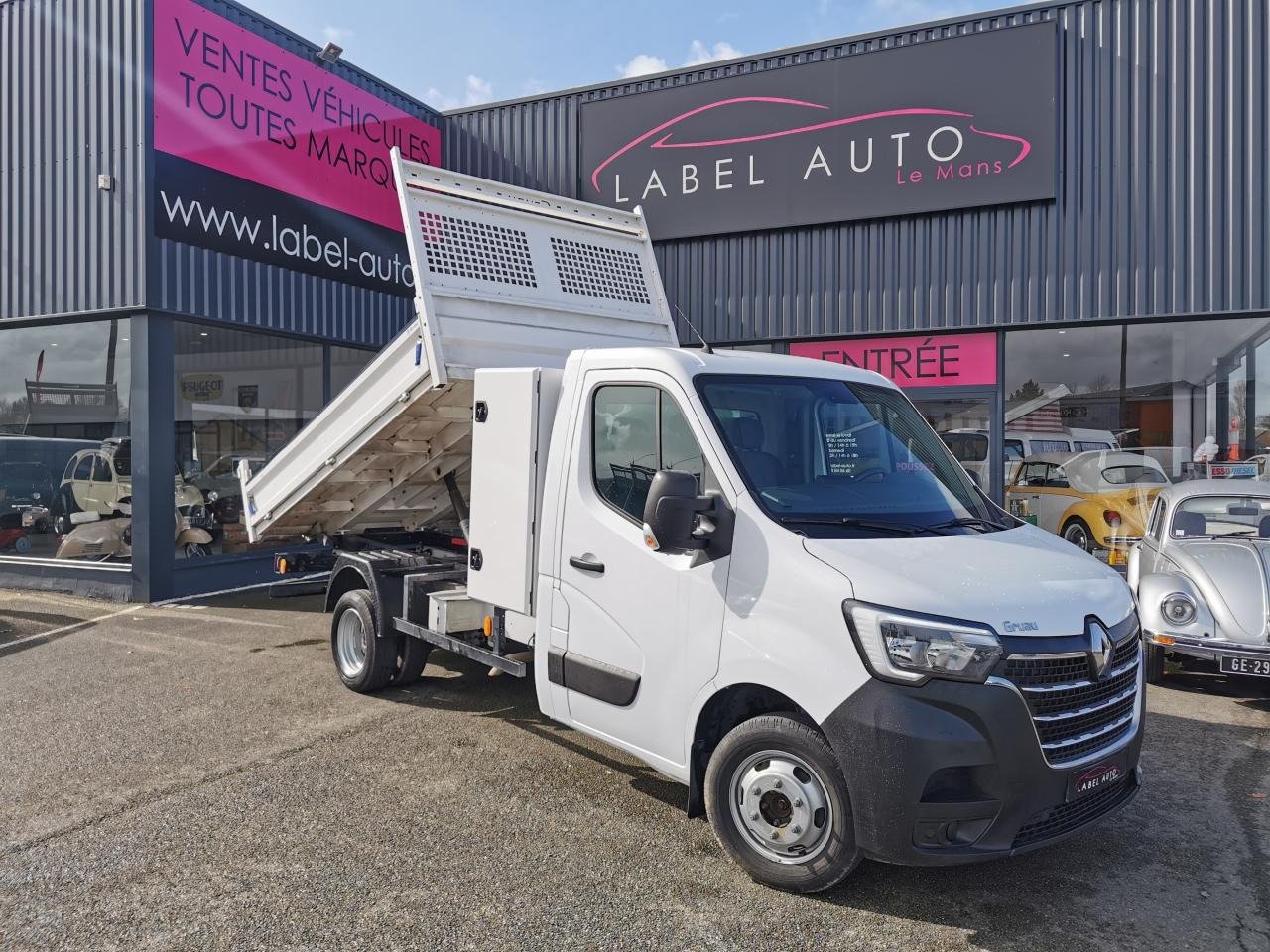 RENAULT MASTER 3T5 BENNE COFFRE RJ 2.3DCI130CH PROPULSION - Малотоннажный самосвал: фото 1 RENAULT MASTER 3T5 BENNE COFFRE RJ 2.3DCI130CH PROPULSION - Малотоннажный самосвал: фото 1