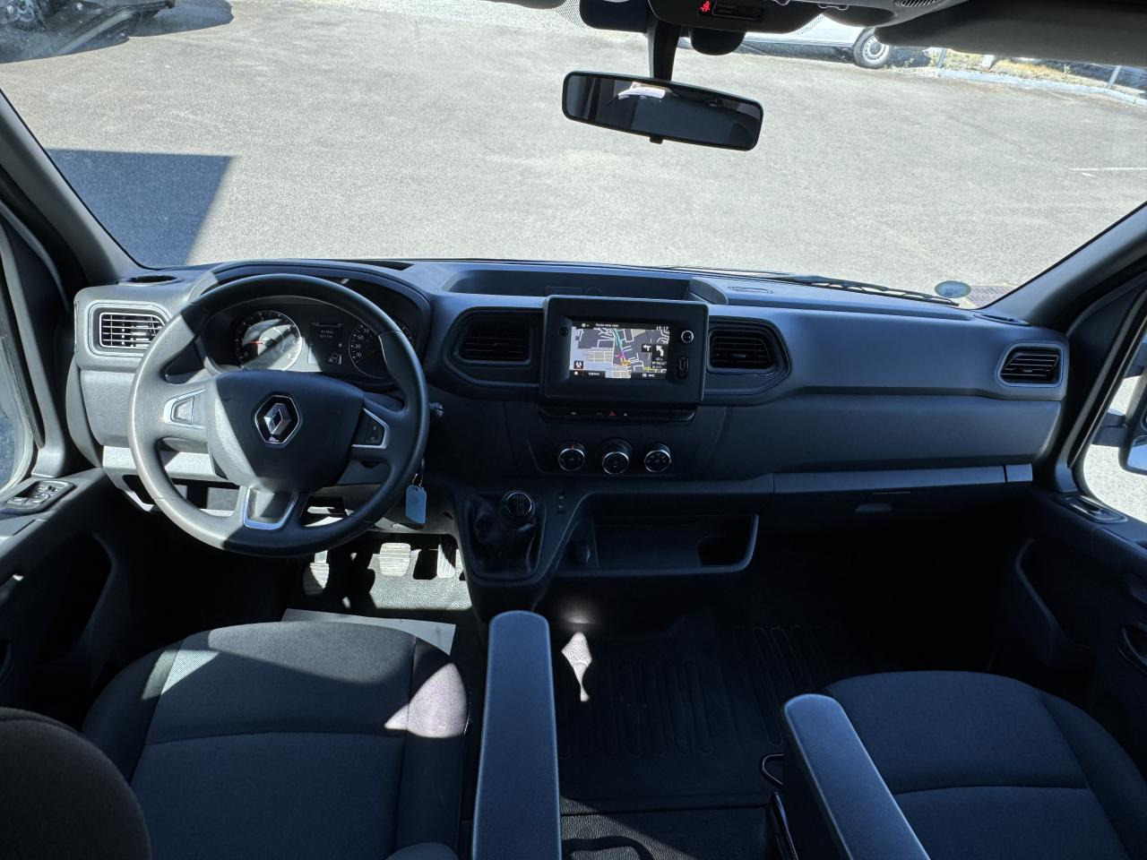 RENAULT MASTER 3T5 BENNE + COFFRE RJ DOUBLE CABINE 6 PL 2.3 DCI 130 CH CONFORT - Малотоннажный самосвал: фото 3 RENAULT MASTER 3T5 BENNE + COFFRE RJ DOUBLE CABINE 6 PL 2.3 DCI 130 CH CONFORT - Малотоннажный самосвал: фото 3