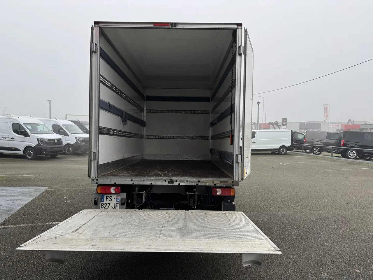 Renault MASTER III GRD VOL R3500RJ L4 2.3 DCI 145CH ENERGY 20M3 CONFORT EUROVI - Легковой автомобиль: фото 3 Renault MASTER III GRD VOL R3500RJ L4 2.3 DCI 145CH ENERGY 20M3 CONFORT EUROVI - Легковой автомобиль: фото 3