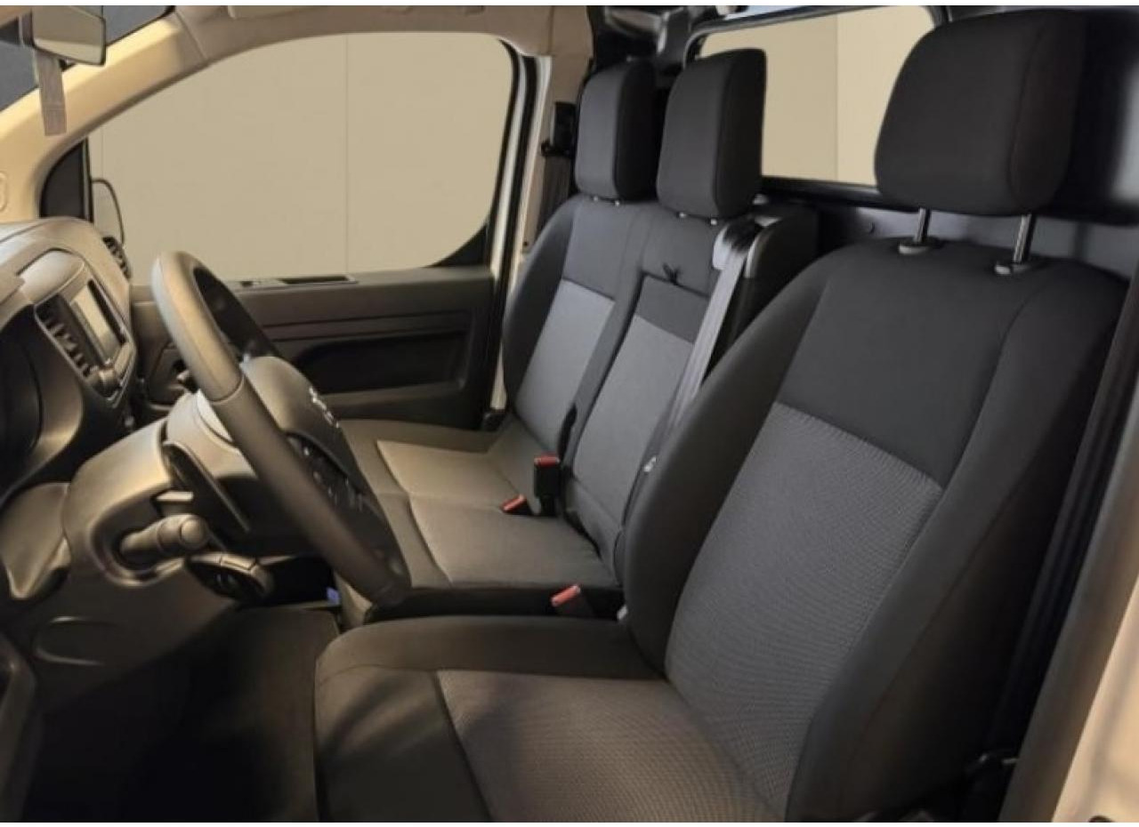 TOYOTA Proace 2.0 140 D-4D - Start&Stop 2016 FOURGON Fourgon Medium Start PHASE 2 - Цельнометаллический фургон: фото 5 TOYOTA Proace 2.0 140 D-4D - Start&Stop 2016 FOURGON Fourgon Medium Start PHASE 2 - Цельнометаллический фургон: фото 5