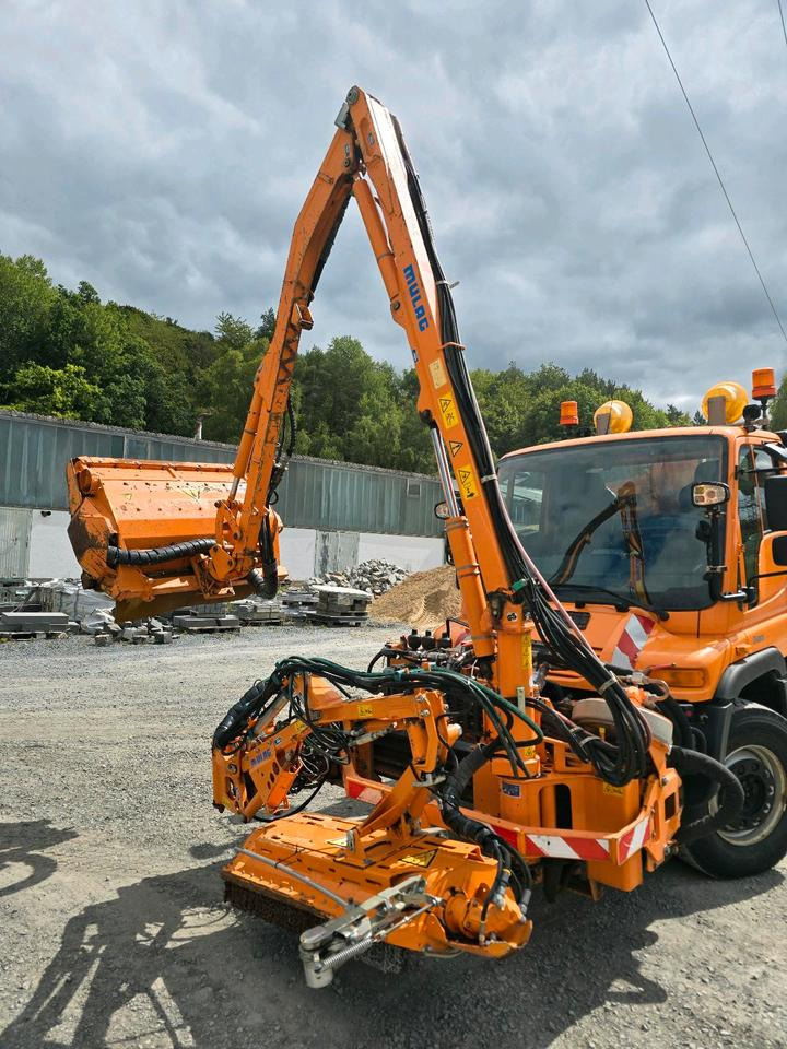 Mulag MKM 700 Mähausleger 2015 Böschungsmäher Böschungsmulcher Tandemmäher Für Unimog UGE UGN 405 427 424 U400 300 500 - Манипуляторная косилка: фото 2 Mulag MKM 700 Mähausleger 2015 Böschungsmäher Böschungsmulcher Tandemmäher Für Unimog UGE UGN 405 427 424 U400 300 500 - Манипуляторная косилка: фото 2