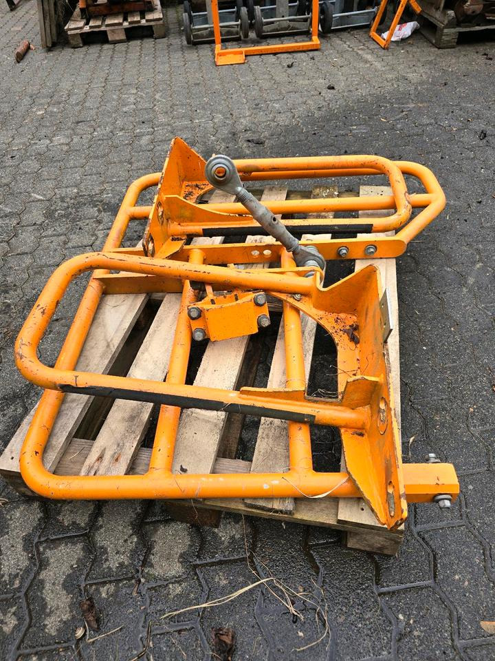 Mulag Seitenanfahrschutz Lampenbügel für Unimog U 300 400 500 UGE UGN 405/12 405/10 Böschungsmäher Böschungsmulcher MHU 800 ME 700 Stoßstange Lampenschutzbügel - Снегоуборочная машина: фото 4 Mulag Seitenanfahrschutz Lampenbügel für Unimog U 300 400 500 UGE UGN 405/12 405/10 Böschungsmäher Böschungsmulcher MHU 800 ME 700 Stoßstange Lampenschutzbügel - Снегоуборочная машина: фото 4