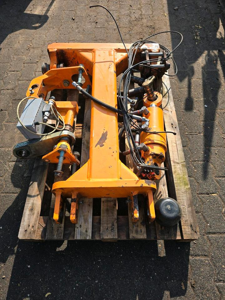 Mulag Torsionsrahmen TR Unimog 405 U300 U 290 300 400 500 Mähausleger Böschungsmäher Böschungsmulcher FME MKM Dücker DUA Achssperre - Манипуляторная косилка: фото 3 Mulag Torsionsrahmen TR Unimog 405 U300 U 290 300 400 500 Mähausleger Böschungsmäher Böschungsmulcher FME MKM Dücker DUA Achssperre - Манипуляторная косилка: фото 3