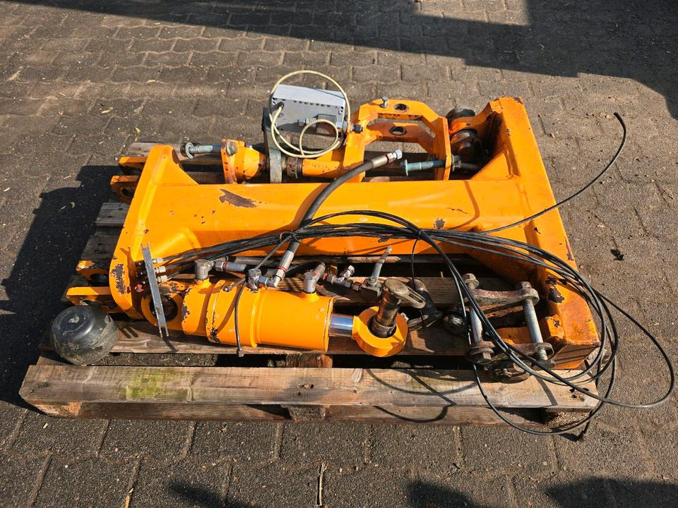Mulag Torsionsrahmen TR Unimog 405 U300 U 290 300 400 500 Mähausleger Böschungsmäher Böschungsmulcher FME MKM Dücker DUA Achssperre - Манипуляторная косилка: фото 2 Mulag Torsionsrahmen TR Unimog 405 U300 U 290 300 400 500 Mähausleger Böschungsmäher Böschungsmulcher FME MKM Dücker DUA Achssperre - Манипуляторная косилка: фото 2