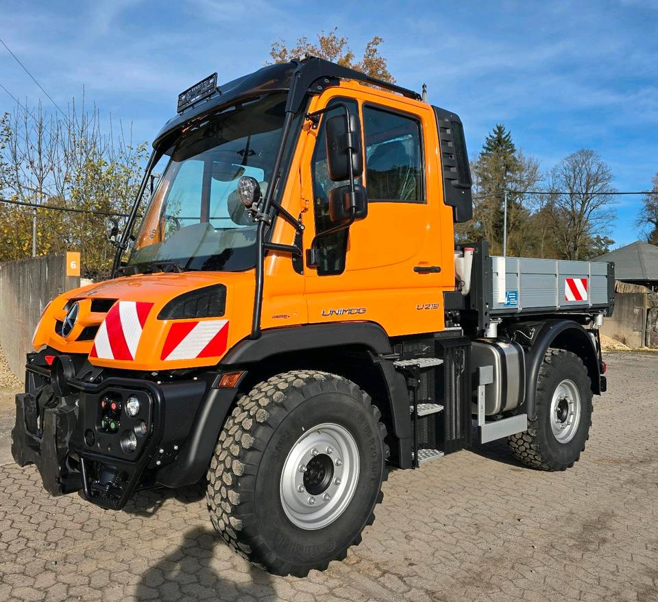 NEUFAHRZEUG Unimog U219 EAS NKS-Z-UGE-43 Mercedes-Benz 405/10 405/12 UGE Mercedes-Benz U 318 323 327 423 427 429 430 EasyDrive - Снегоуборочная машина: фото 1 NEUFAHRZEUG Unimog U219 EAS NKS-Z-UGE-43 Mercedes-Benz 405/10 405/12 UGE Mercedes-Benz U 318 323 327 423 427 429 430 EasyDrive - Снегоуборочная машина: фото 1