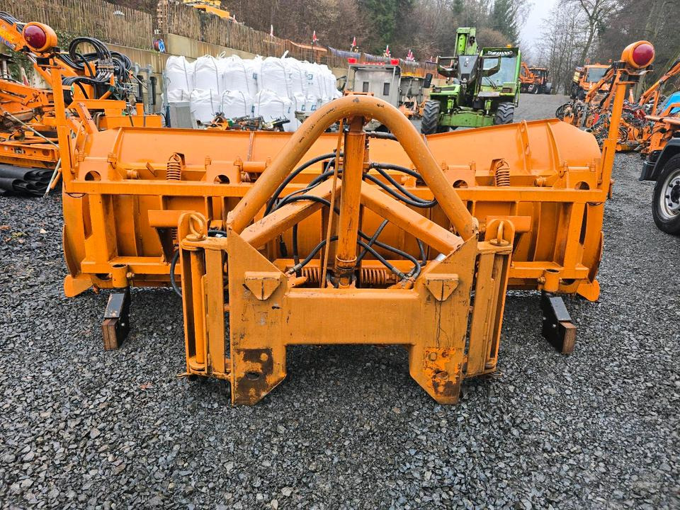 Schmidt MF 2.4 3m. Schneeschieber Schneeschild Winterdienst Räumschild Schneepflug passend für Traktor Unimog 405 UGE UGN Fronthydraulik - Отвал для снега: фото 3 Schmidt MF 2.4 3m. Schneeschieber Schneeschild Winterdienst Räumschild Schneepflug passend für Traktor Unimog 405 UGE UGN Fronthydraulik - Отвал для снега: фото 3