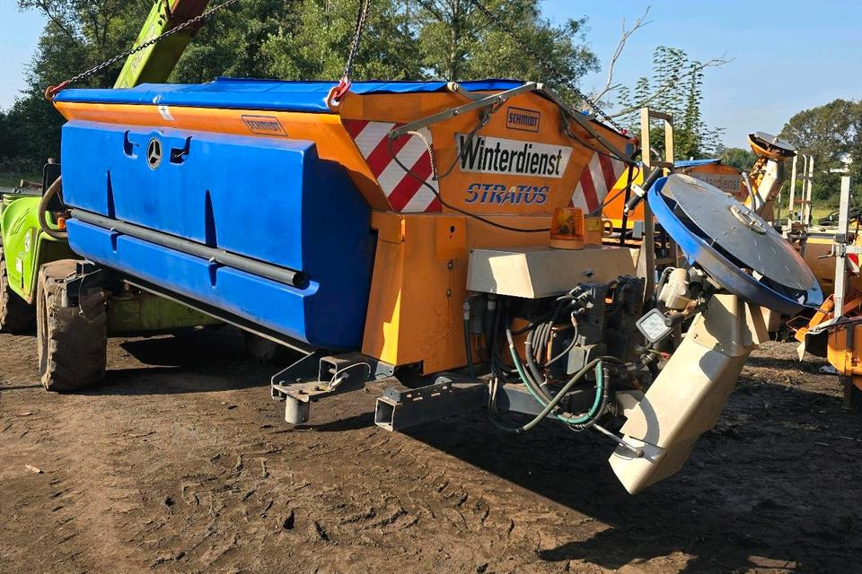 Разбрасыватель песка/ Соли Schmidt Stratos Salzstreuer S44 4,4m3 für Unimog 405 U500 527 530 535 Aufbaustreuautomat Salzsilo Winterdienst Küpper-Weisser Epoke: фото 1