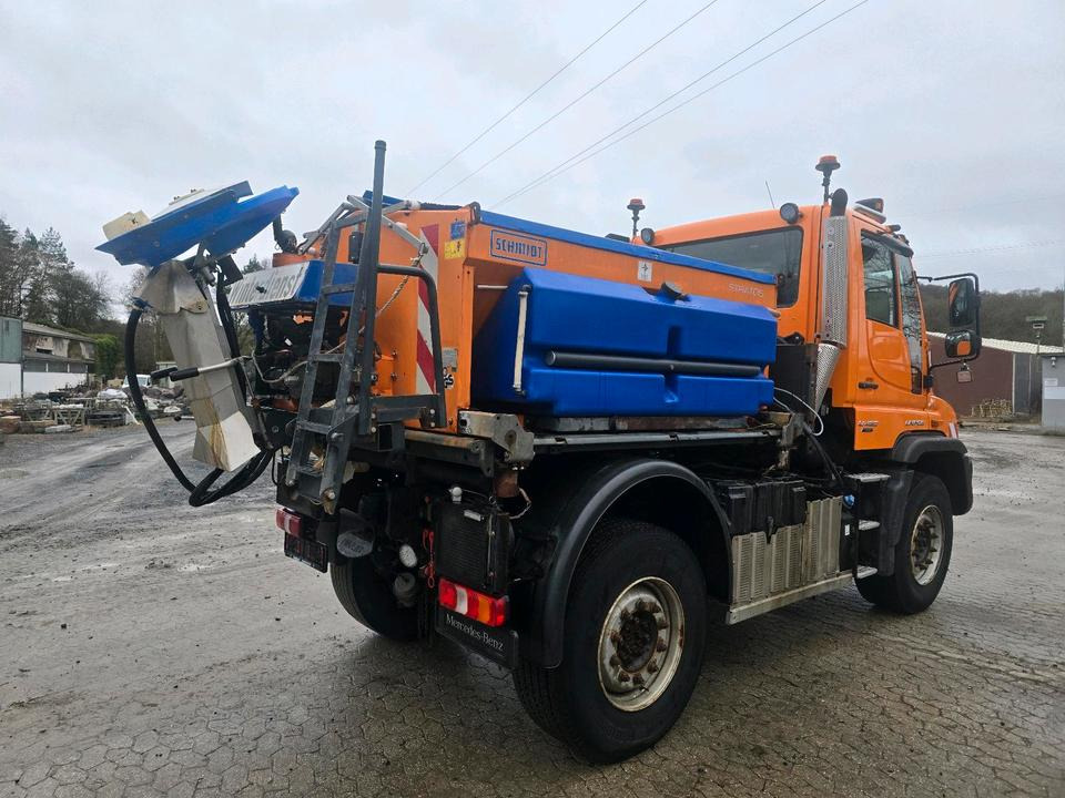 Unimog U 430 EAS Easy-Drive Variopilot U527 535 430 427 423 Mercedes-Benz 405 UGE UGN Hydrostat - Снегоуборочная машина: фото 4 Unimog U 430 EAS Easy-Drive Variopilot U527 535 430 427 423 Mercedes-Benz 405 UGE UGN Hydrostat - Снегоуборочная машина: фото 4