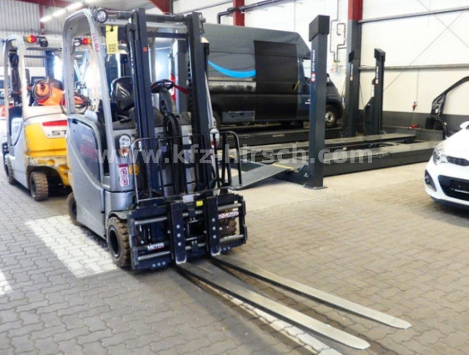 Still RX20 - 18 hydrl. Zinkenverstellung | 4-Rad |1.Hd - Электропогрузчик: фото 4 Still RX20 - 18 hydrl. Zinkenverstellung | 4-Rad |1.Hd - Электропогрузчик: фото 4