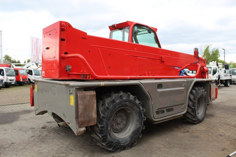 Ładowarka obrotowa 4x4 teleskopowa 21 m Merlo Roto 45.21 - Телескопический погрузчик: фото 4 Ładowarka obrotowa 4x4 teleskopowa 21 m Merlo Roto 45.21 - Телескопический погрузчик: фото 4