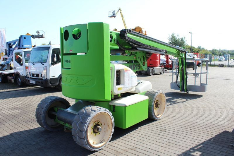 Podnośnik koszowy samojezdny Niftylift HR15 NDE bi-energy - Коленчатый подъемник: фото 3 Podnośnik koszowy samojezdny Niftylift HR15 NDE bi-energy - Коленчатый подъемник: фото 3