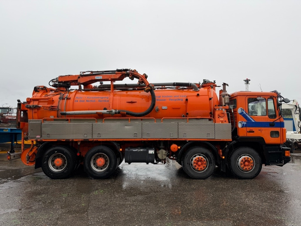 MAN 32.402 VF 8x4 - Ассенизатор: фото 3 MAN 32.402 VF 8x4 - Ассенизатор: фото 3