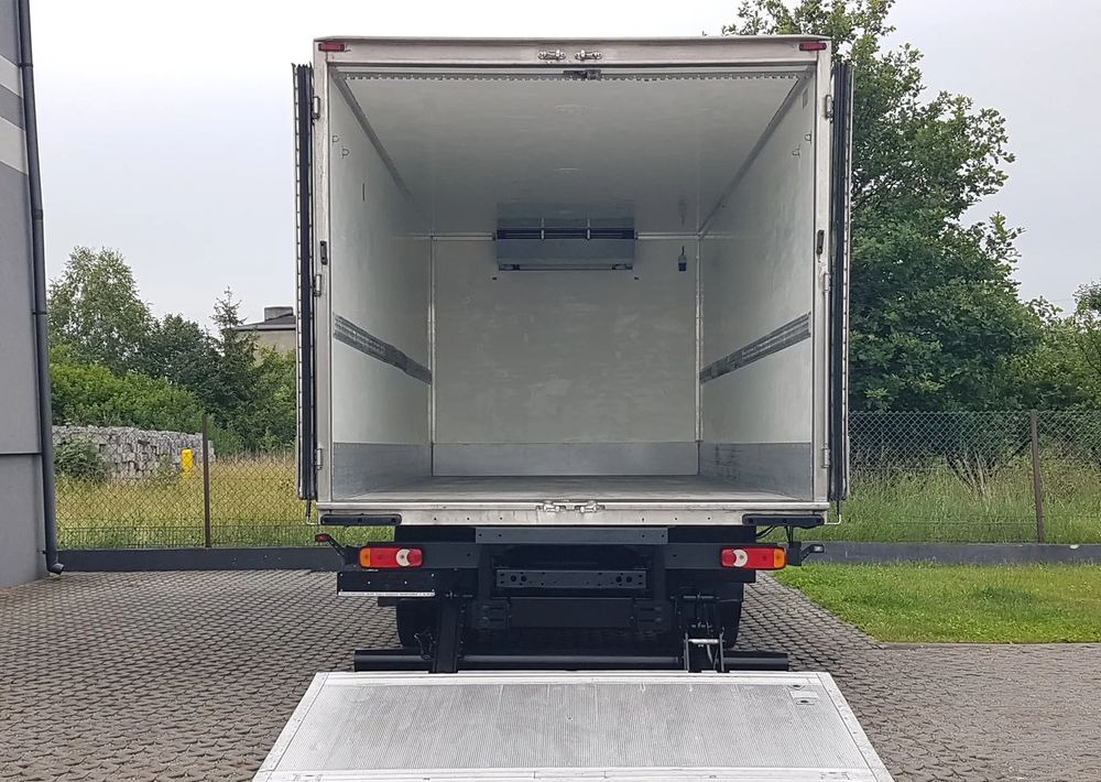 DAF LF 45.180 WINDA CHŁODNIA 15EP - Рефрижератор: фото 5 DAF LF 45.180 WINDA CHŁODNIA 15EP - Рефрижератор: фото 5