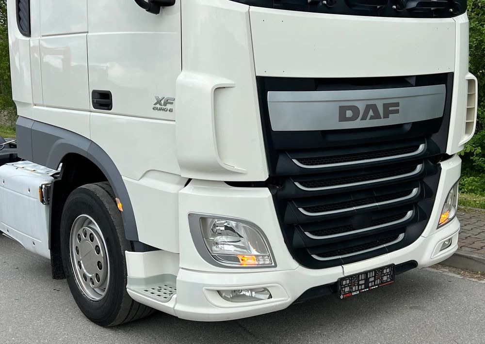 DAF * DAF XF 106 * SPROWADZONY * SUPER STAN CIĄGNIK SIODŁOWY Euro 6 - Тягач: фото 2 DAF * DAF XF 106 * SPROWADZONY * SUPER STAN CIĄGNIK SIODŁOWY Euro 6 - Тягач: фото 2