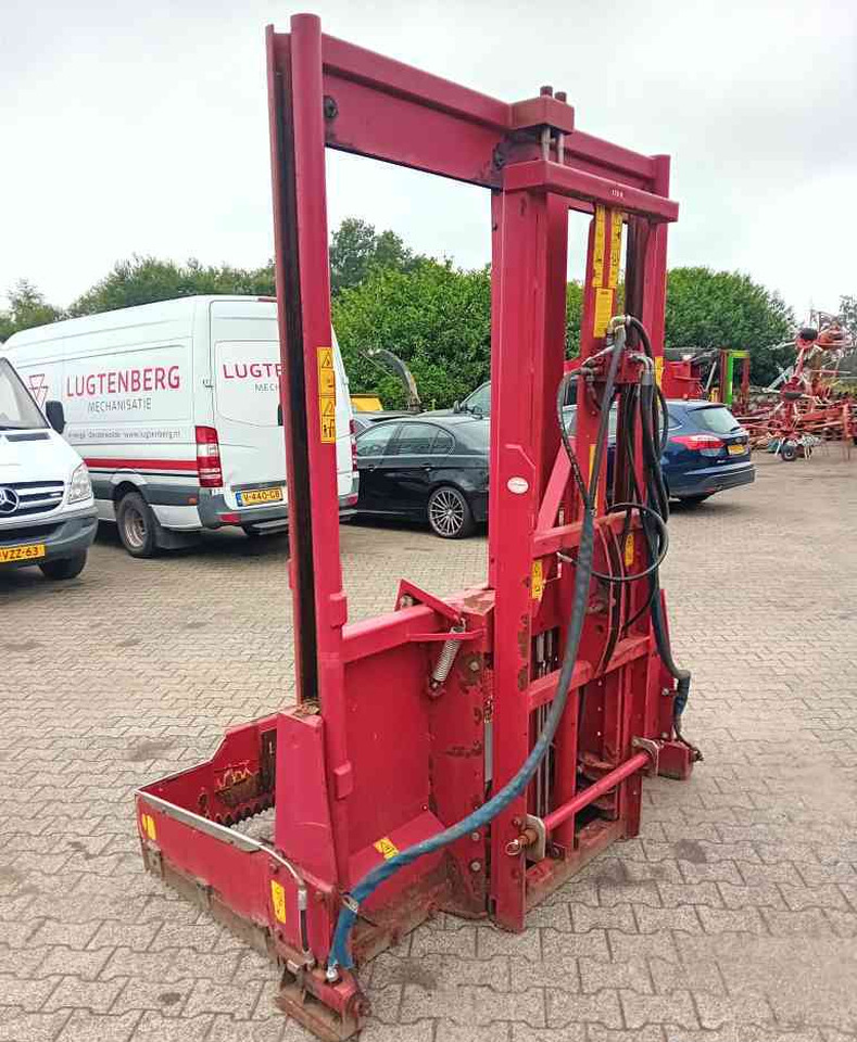 BVL Megastar 170 kuilvoersnijder met lift - Техника для силоса: фото 4 BVL Megastar 170 kuilvoersnijder met lift - Техника для силоса: фото 4