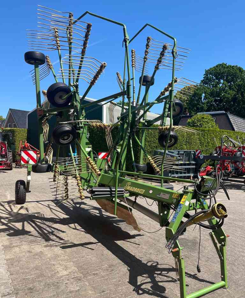 Krone Swadro 900 zwadhark weidebouwmachines - Сеноворошилка: фото 2 Krone Swadro 900 zwadhark weidebouwmachines - Сеноворошилка: фото 2