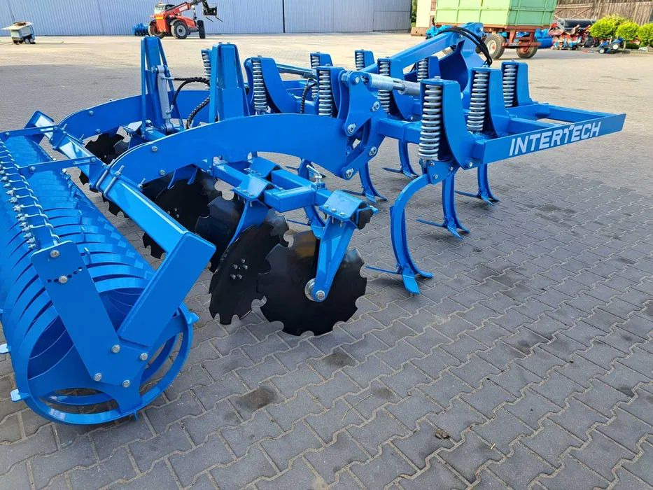 Agregat bezorkowy INTER-TECH 3.0m wał daszkowy 600 OD RĘKI - Культиватор: фото 2 Agregat bezorkowy INTER-TECH 3.0m wał daszkowy 600 OD RĘKI - Культиватор: фото 2